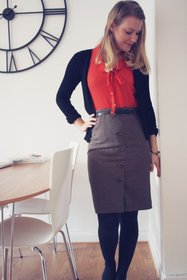 work outfit pencil skirt